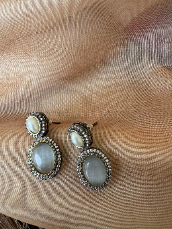 MILI- Grey Earring