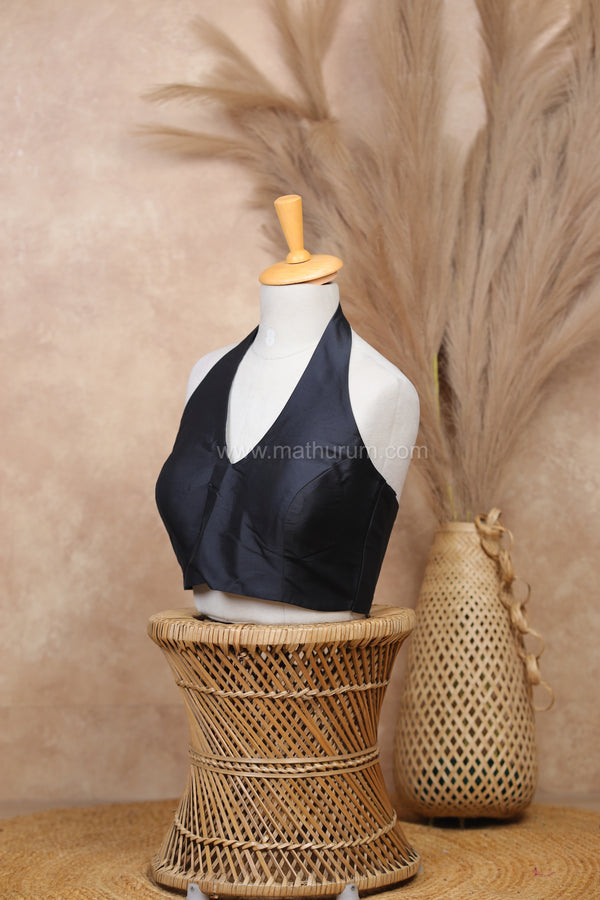 Luna - Black Blouse Sleeveless