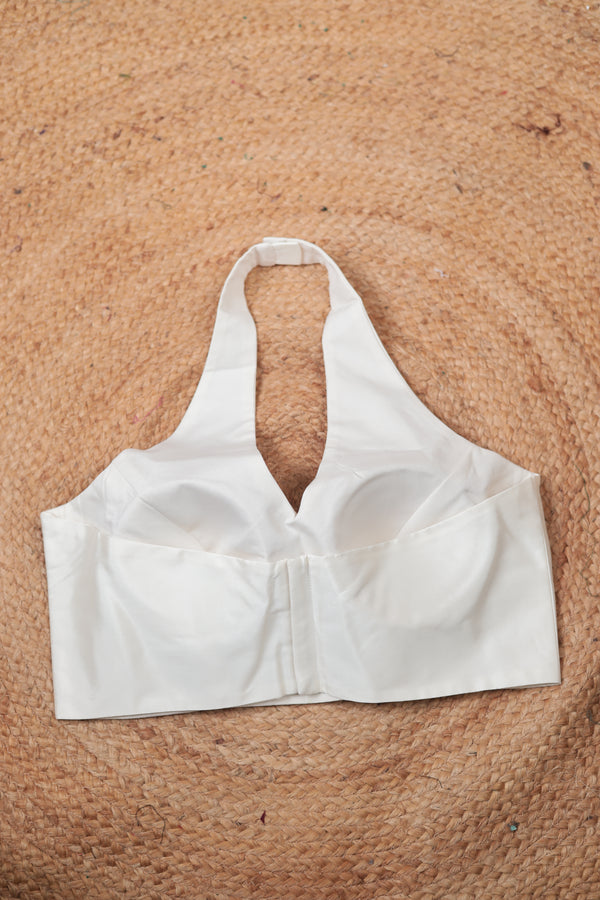 Luna - White Blouse Sleeveless