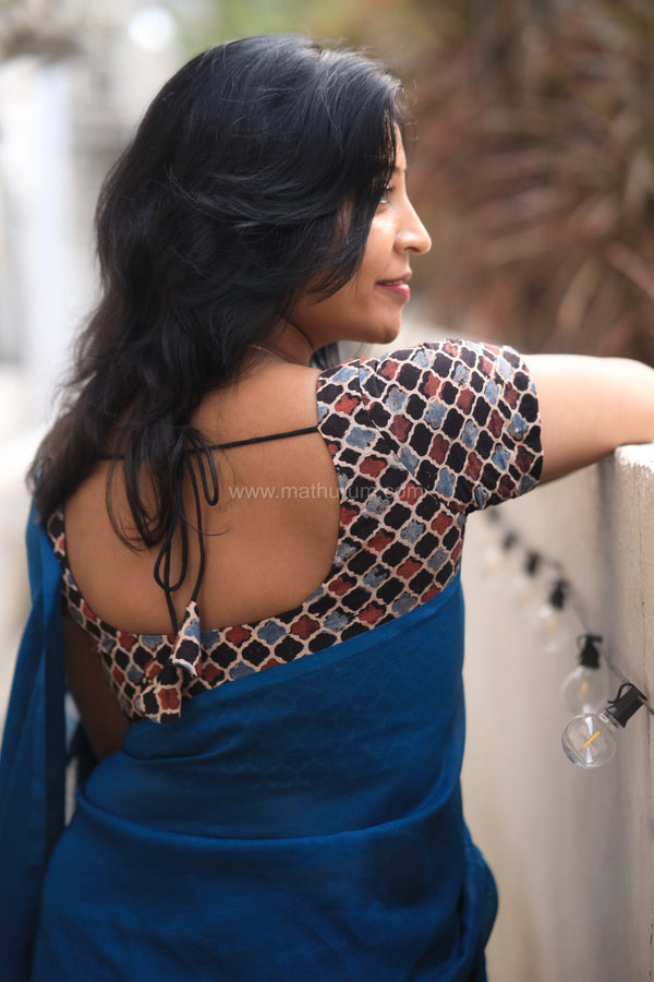 Inari - Black Blouse
