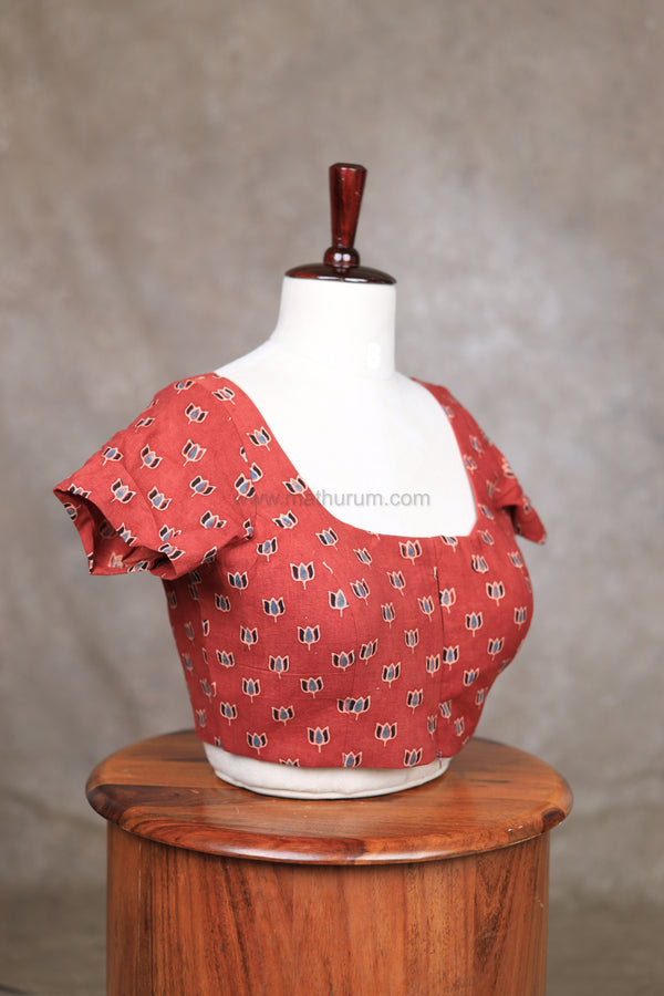 Inari - Maroon Blouse