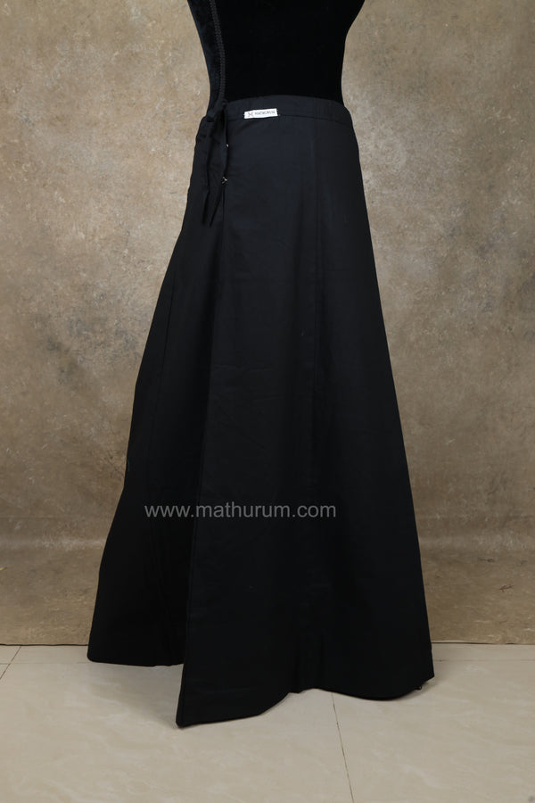 In-skirts - Black