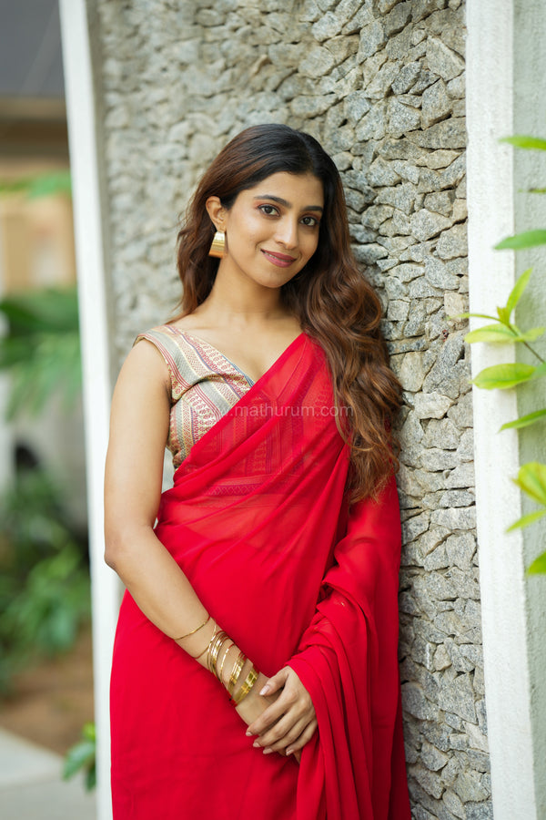 Tharigai- Gold Blouse (Attachable Sleeves)