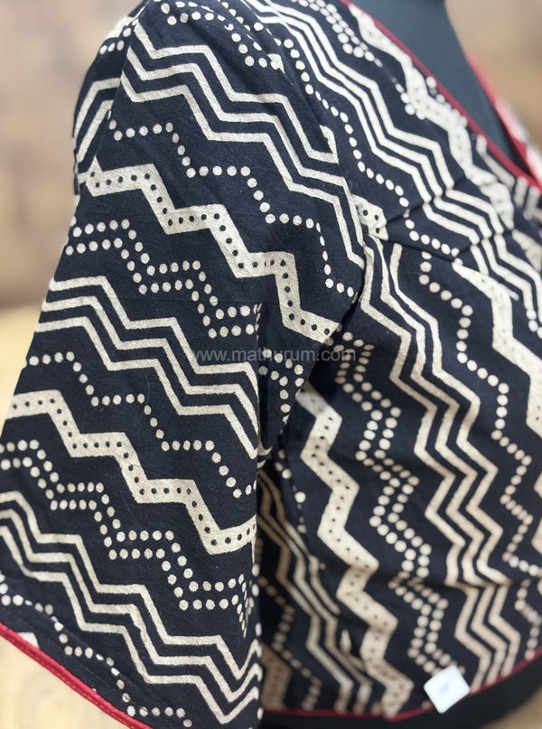 Paruthi Black ZigZag Blouse