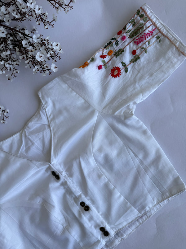 Botanica - White Embroidery Blouse