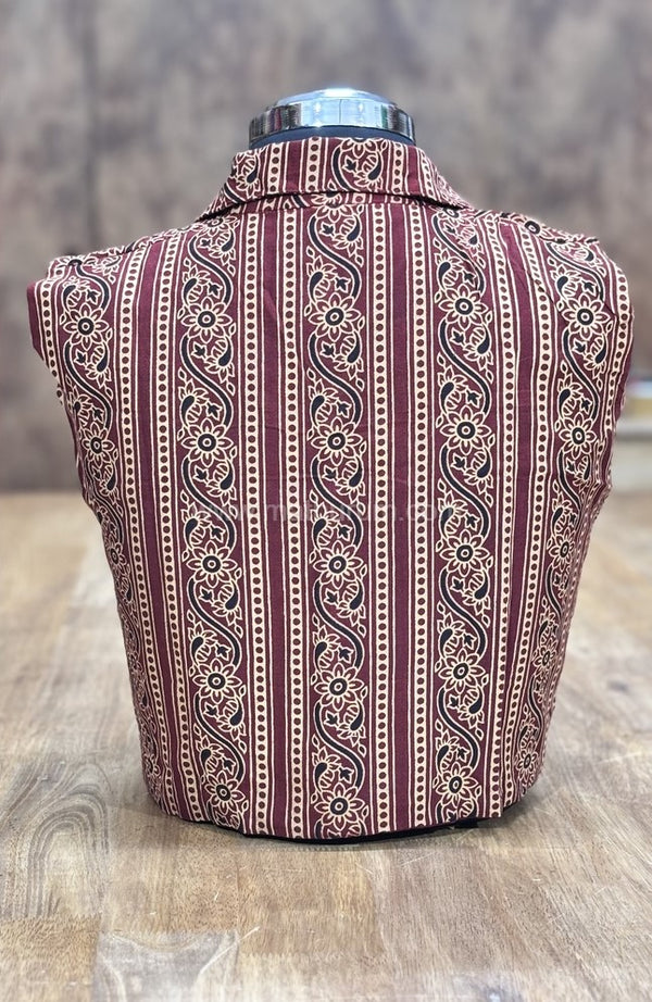 The Thari Edit- Maroon Blouse (Attachable Sleeves)