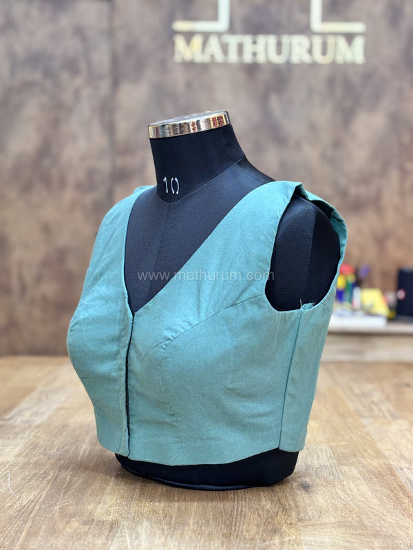 Kiara - Sage Green Blouse (Attachable Sleeves)
