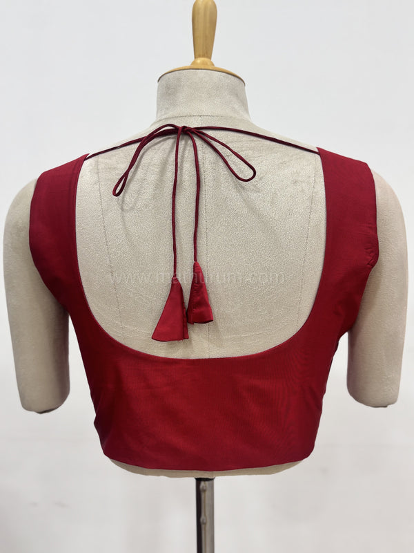 Sakki-Red Blouse (Attachable Sleeves)