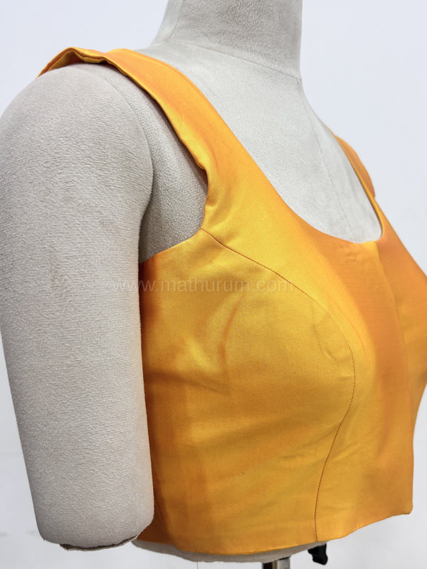 Sakki-Yellow Blouse (Attachable Sleeves)