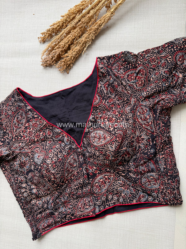 Daily Flex- Black Small Floral Strechable Blouse