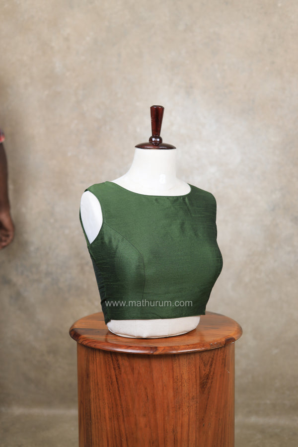 Vaigai- Mehandi Green Blouse (Attachable Sleeves)