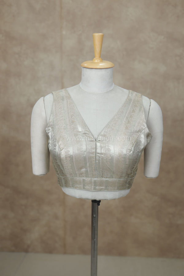 Megalai- Pastel Green Blouse (Attachable Sleeves)