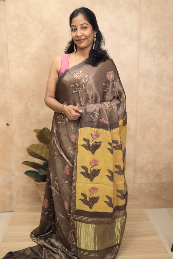 Gajra- Brown Gajji-Silk Saree
