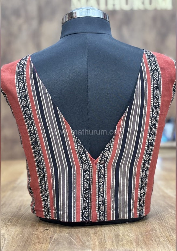 The Thari Edit- Rust Blouse (Attachable Sleeves)