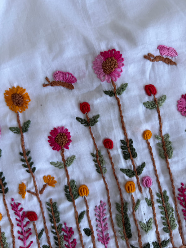 Botanica - White Embroidery Blouse
