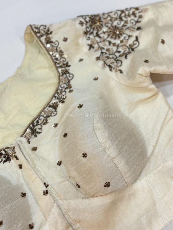Handwork - White Blouse Pattern 2
