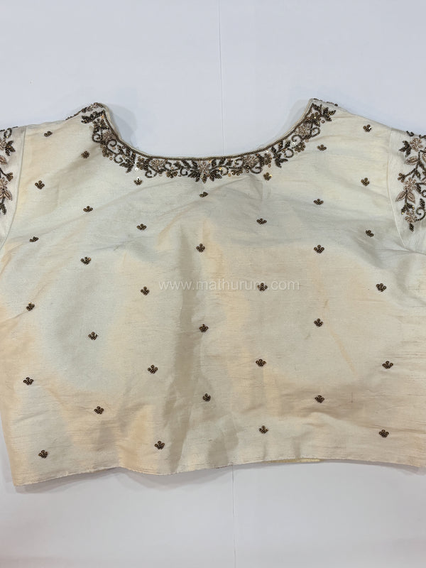 Handwork - White Blouse Pattern 2