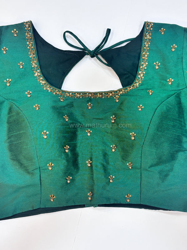 Handwork- Green Blouse Pattern 3