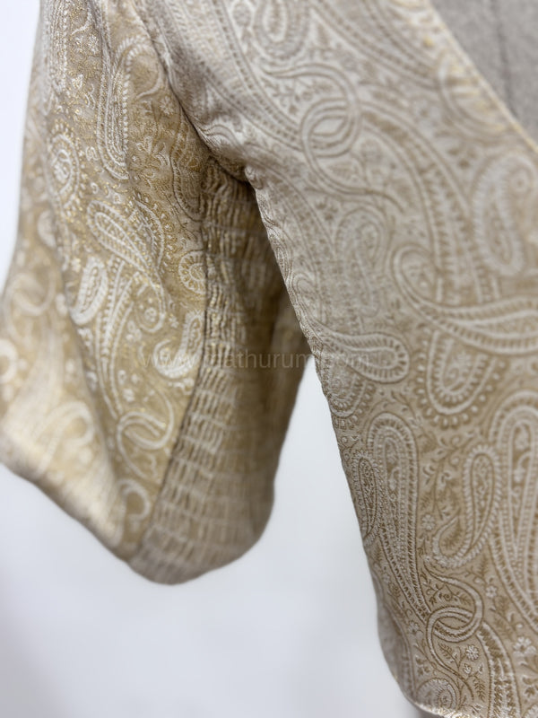 Diva- Banarasi Off-White Strechable Blouse