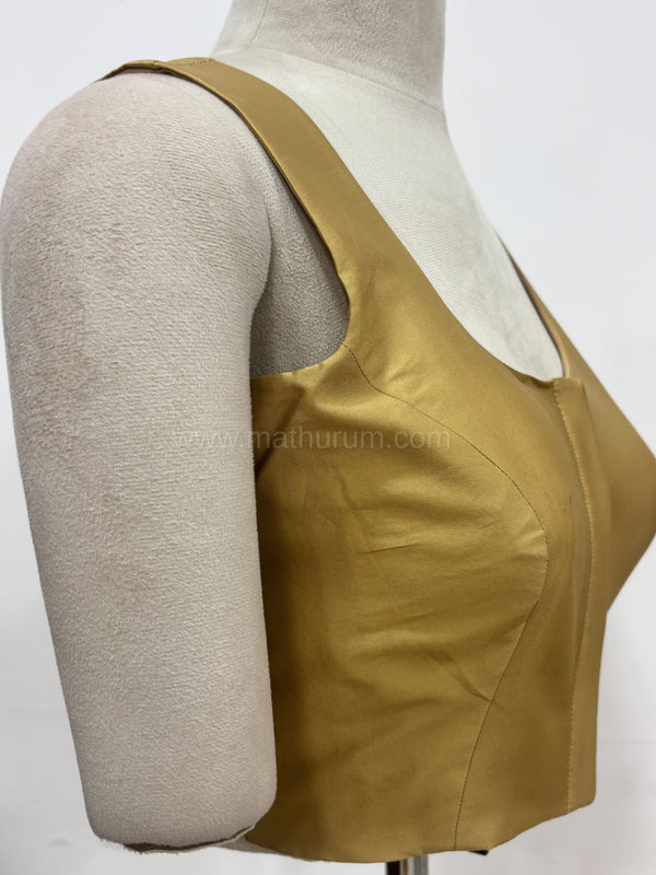 Sakki-Beige Blouse (Attachable Sleeves)